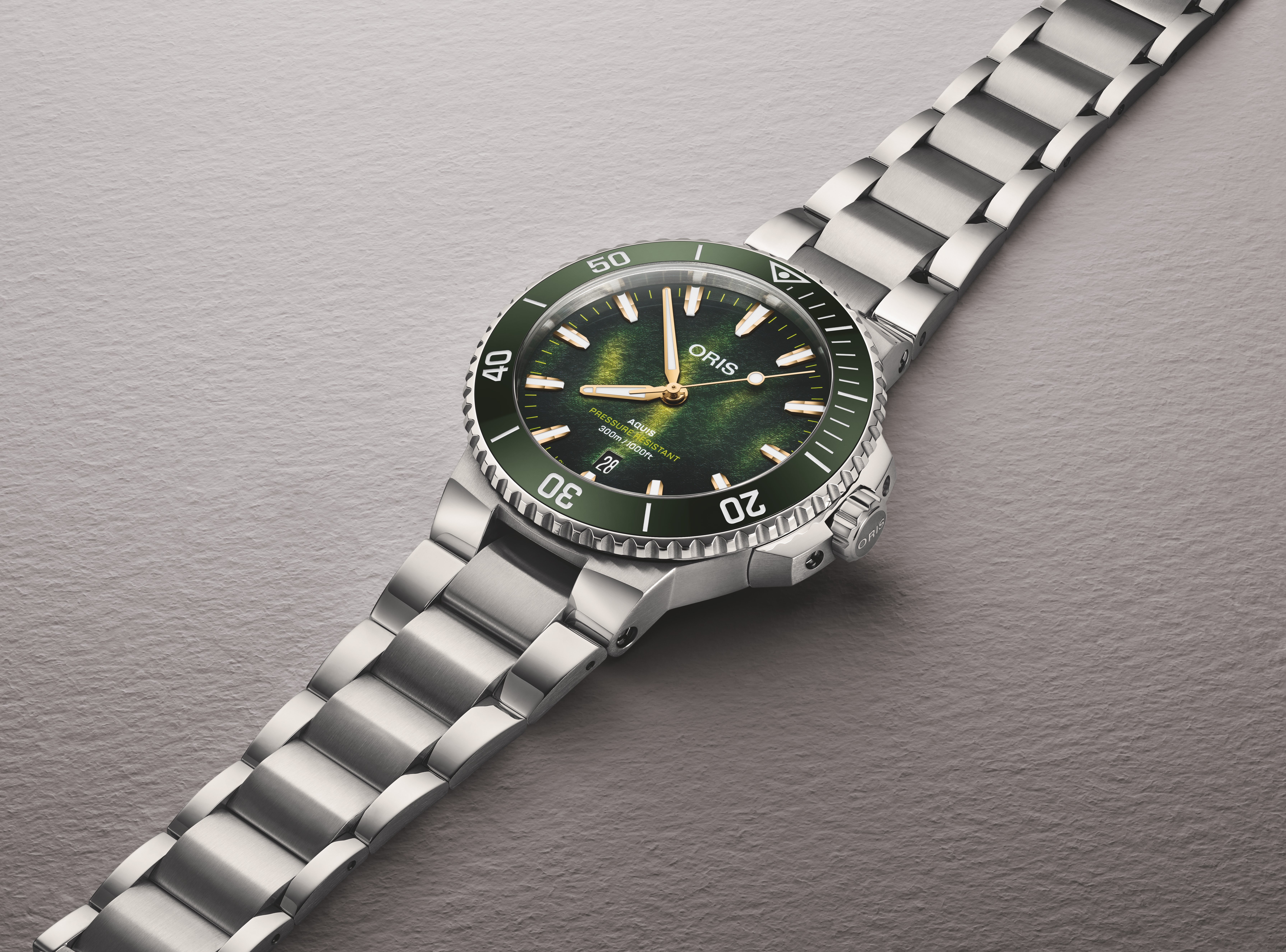Oris Aquis Kelp Forest Limited Edition 41.5mm