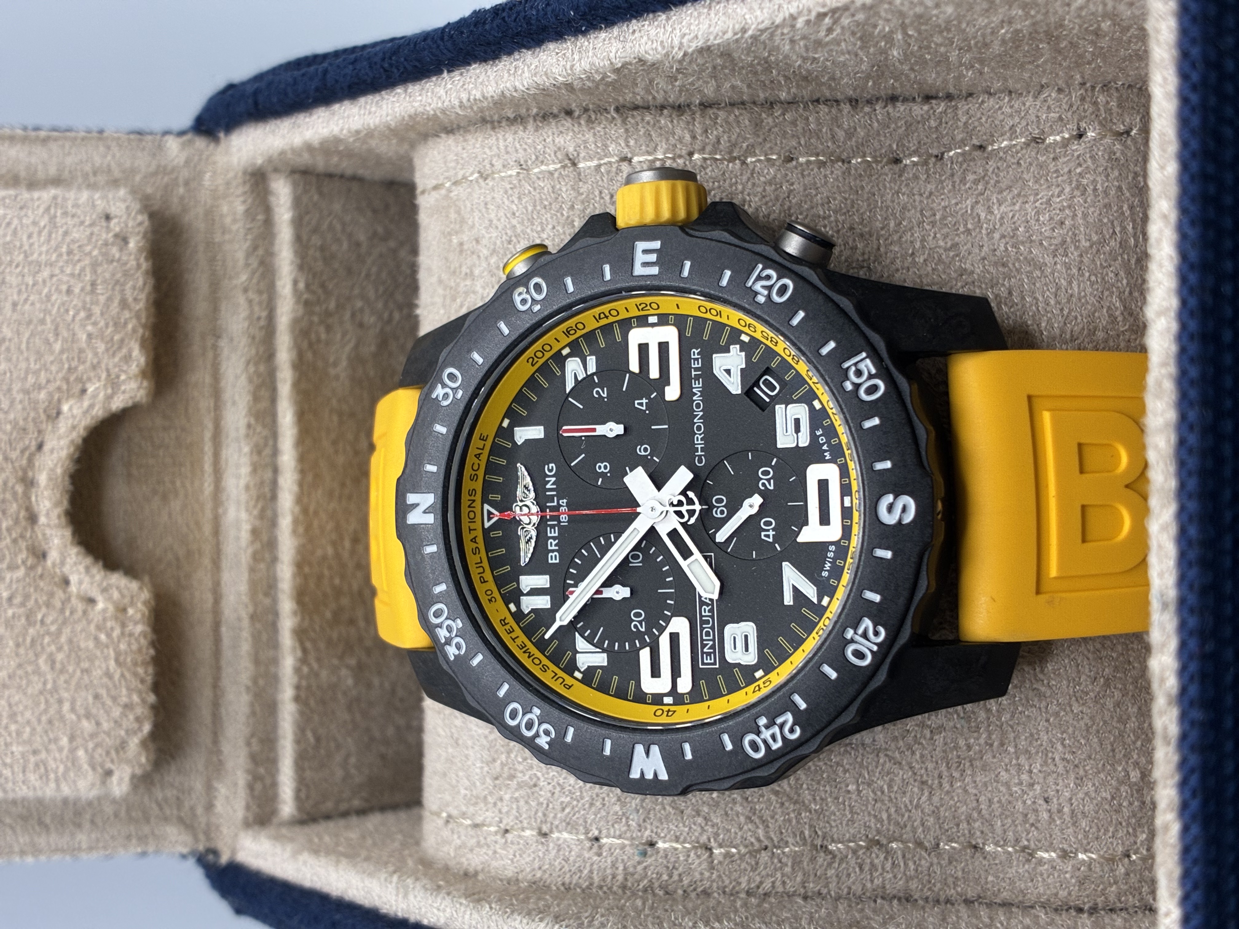 Breitling Endurance Pro 44mm