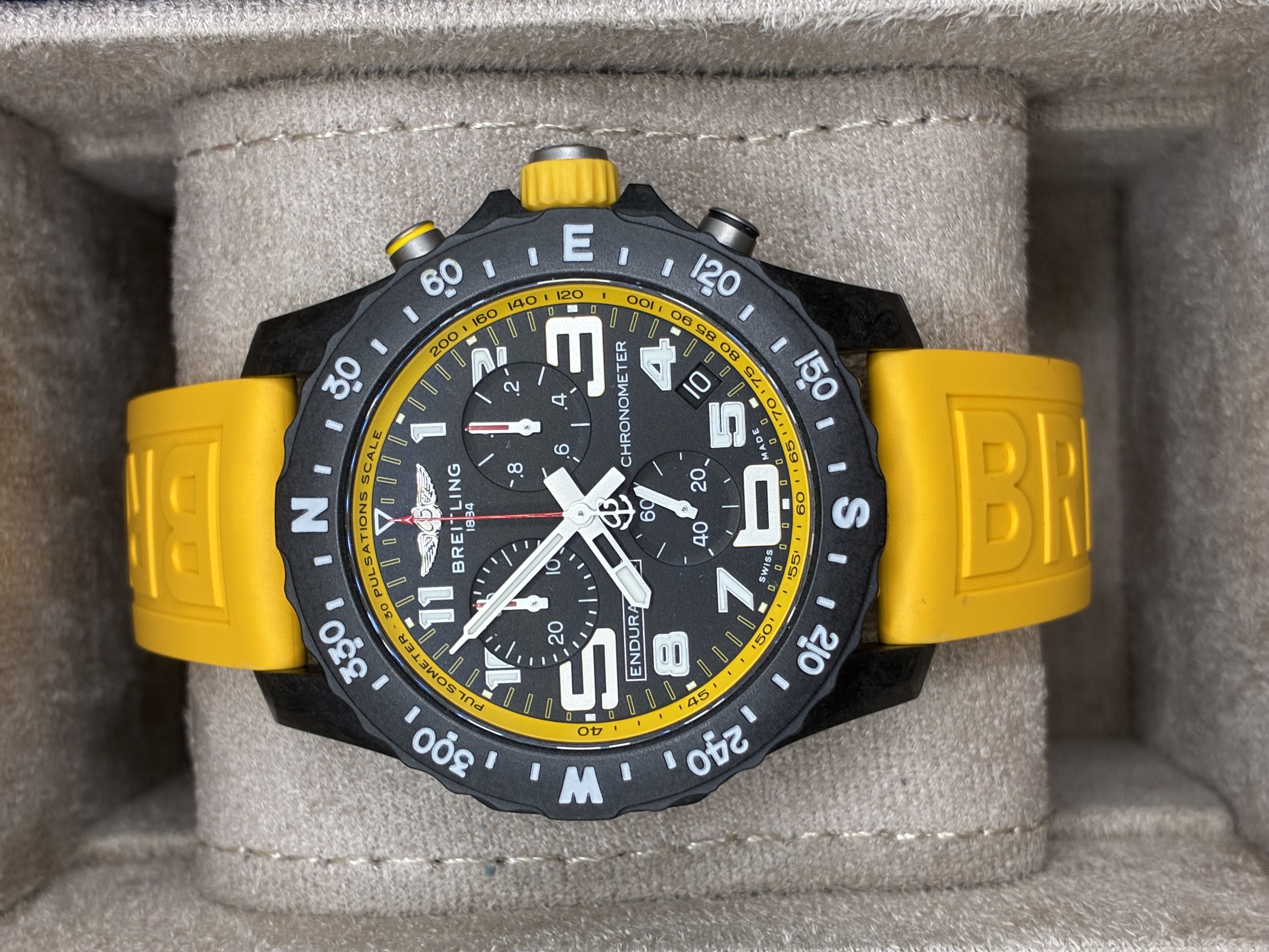 Breitling Endurance Pro 44mm
