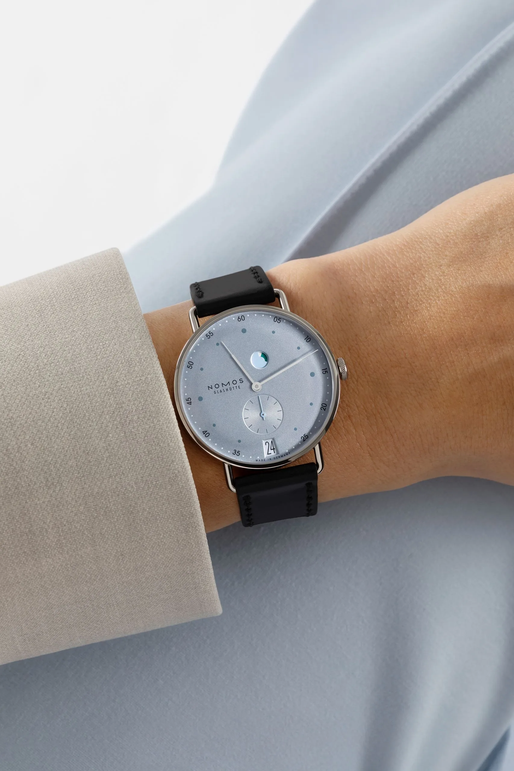Nomos Metro Date Power Reserve Ice Blue 37mm