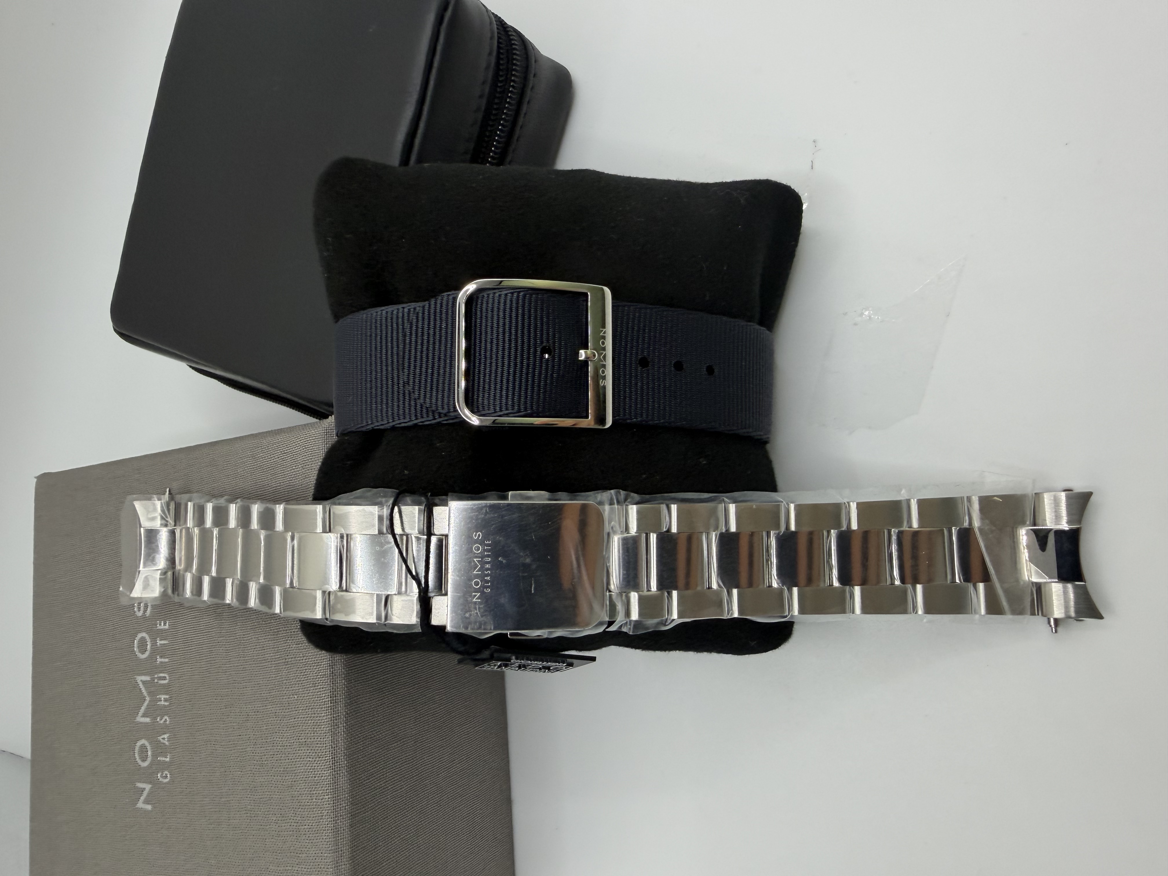 Nomos Club Sport Neomatik Mundial Vector 40mm