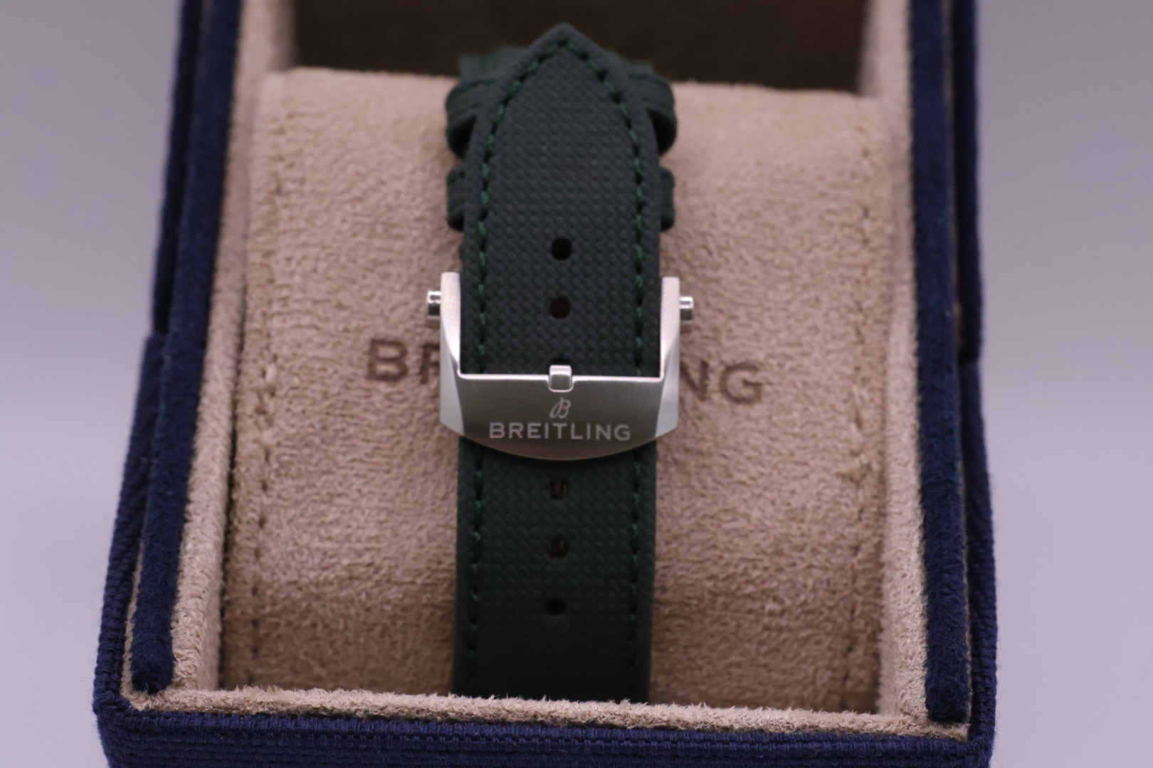 Breitling Avenger B01 Chronograph 42 (My23) 42mm