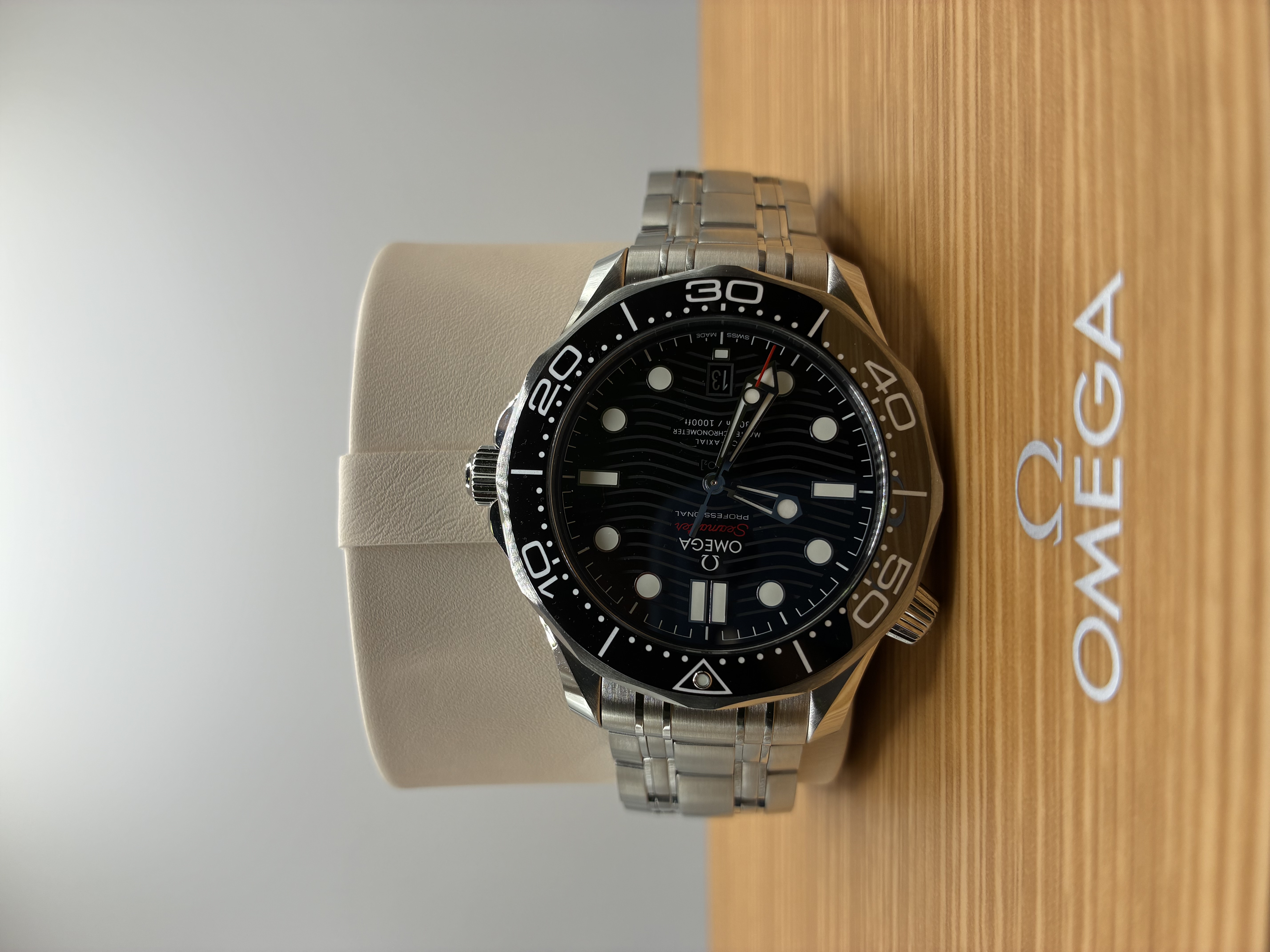 Omega SEAMASTER DIVER 300M 42mm