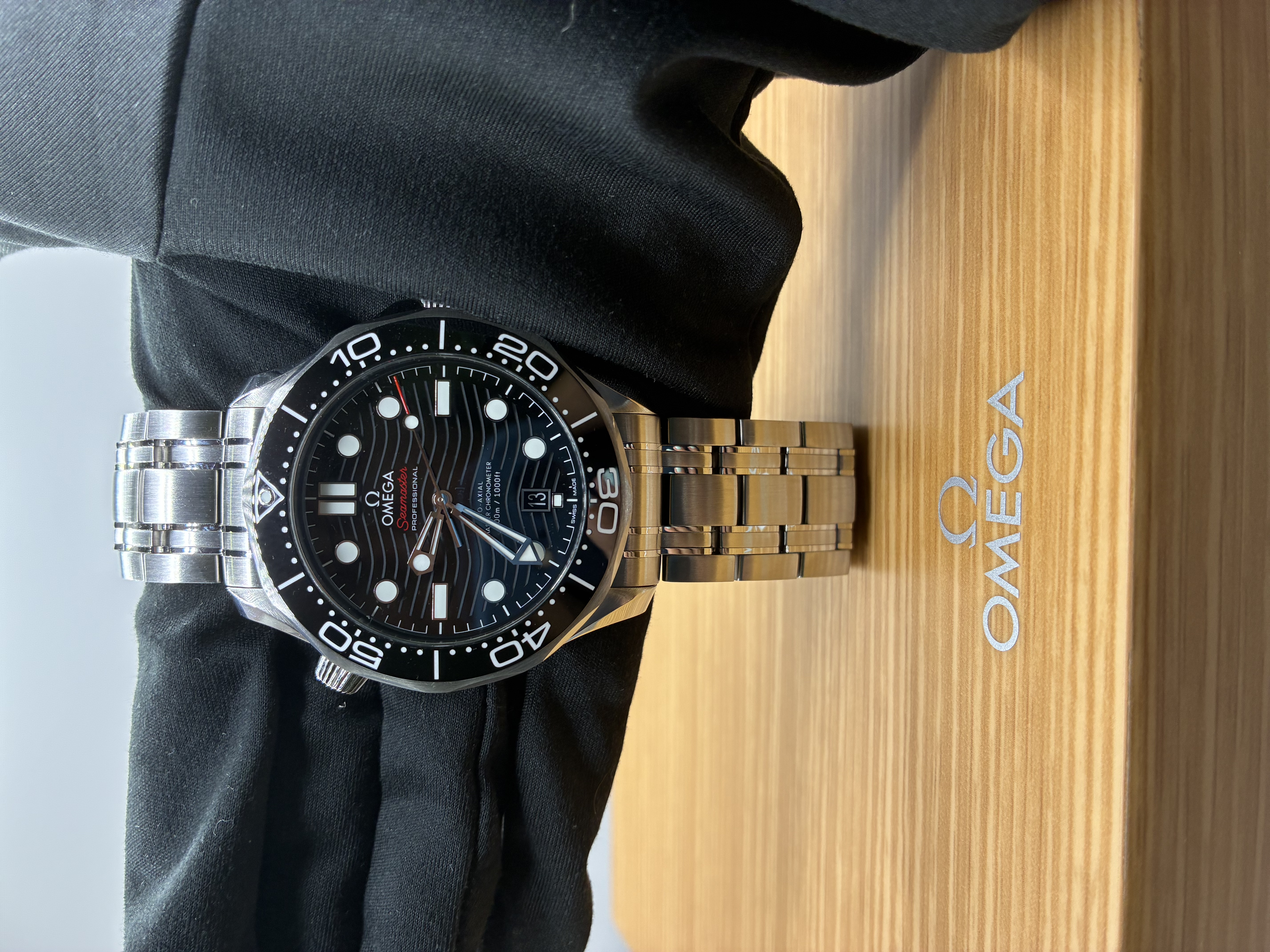 Omega SEAMASTER DIVER 300M 42mm