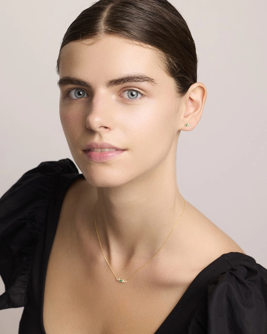 Le Carre Daily Diamond with touch of color Go Green