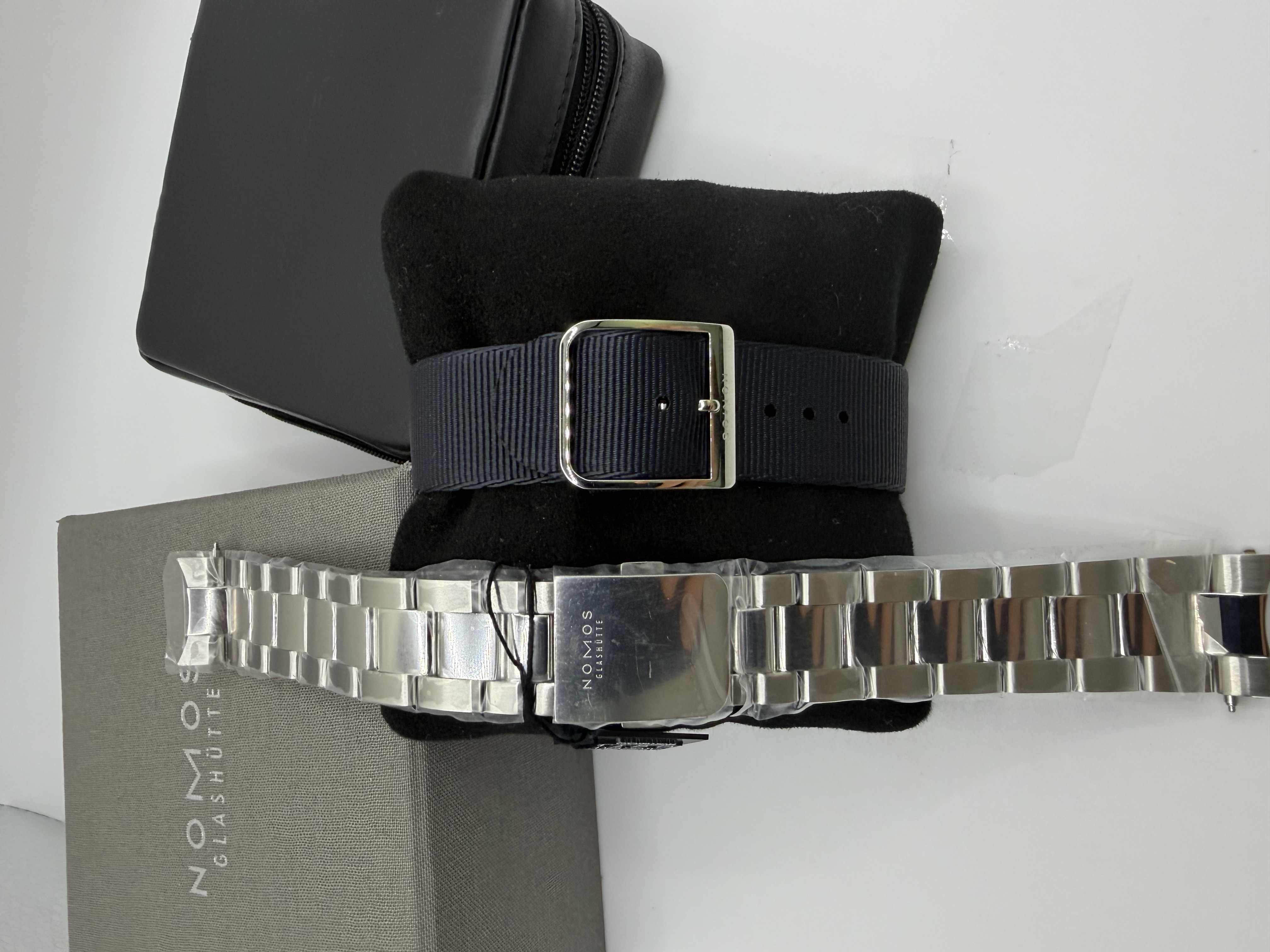 Nomos Club Sport Neomatik Mundial Vector 40mm