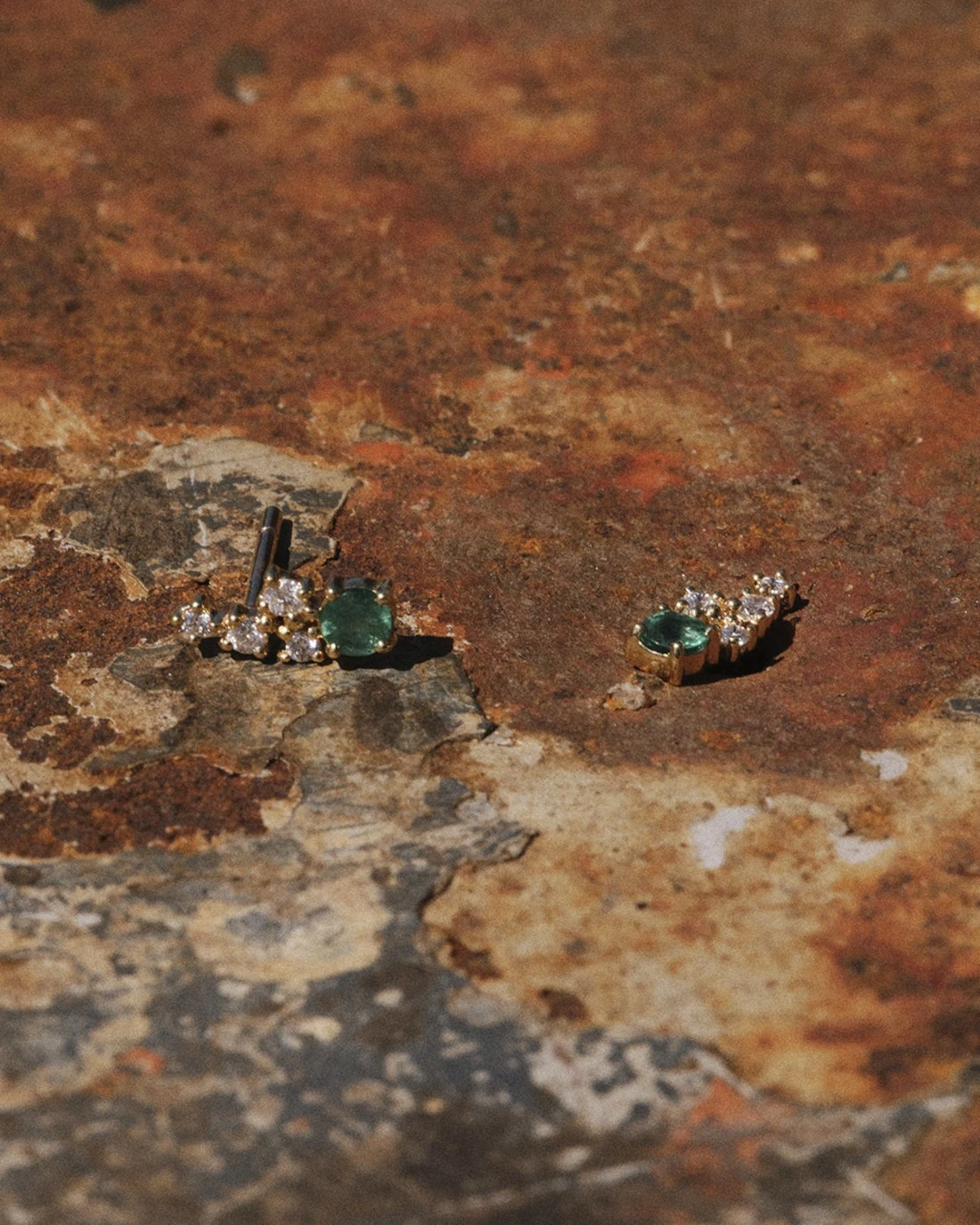 Le Carre Daily Diamond with touch of color Go Green